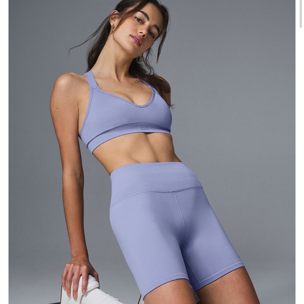 EUC Alo yoga ribbed favorite shorts